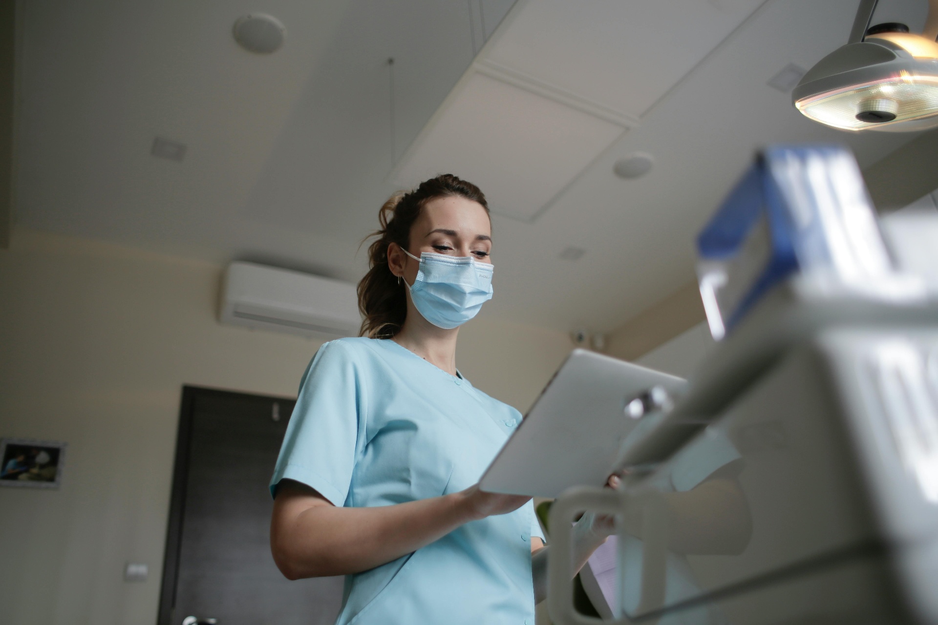 How Healthcare Onboarding Delays Worsen the healthcare staffing Crisis